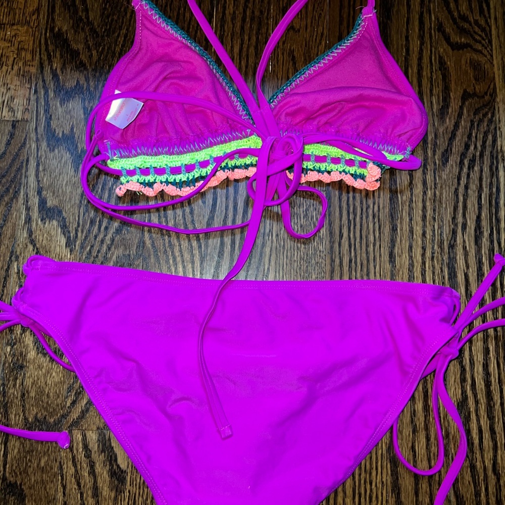 Target swimsuit bundle!! - Picture 6 of 10